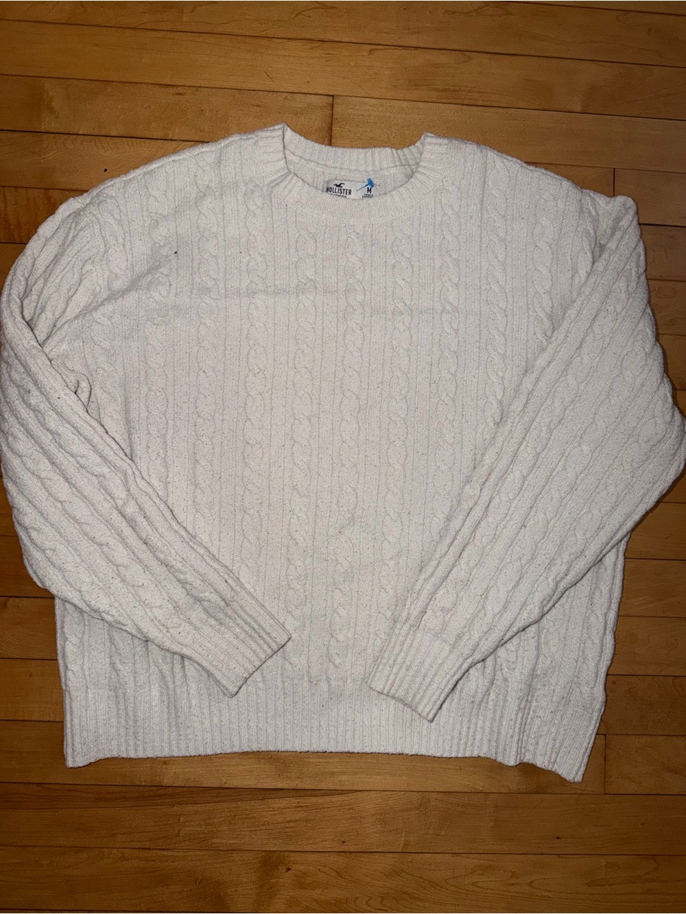 Hollister Cream Cable Knit Crewneck Sweater